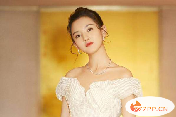 中国十大90后美女排行榜 郑爽李沁上榜，第一名是为新疆美女