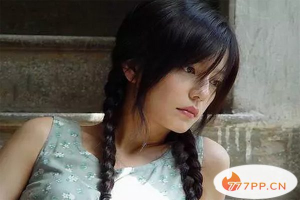中国眼睛最美的十大女星 杨幂排名第5，迪丽热巴必须有姓名