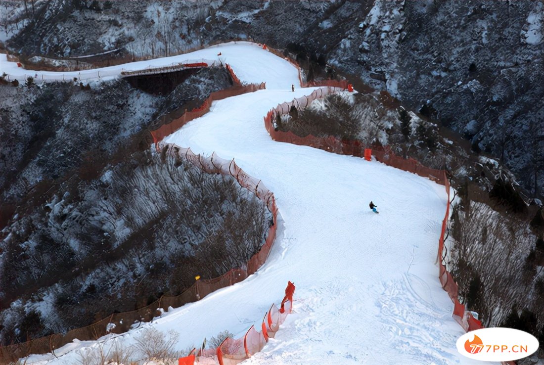 北京滑雪哪家强？不出京滑雪的正确姿势。（内含最全雪道图）