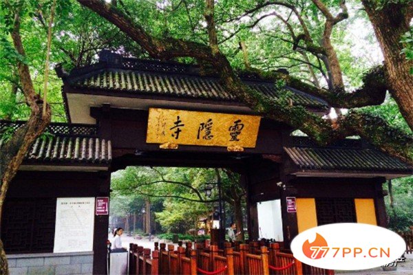 中国十大名寺排行榜：金山寺上榜，第六是伊斯兰教寺庙