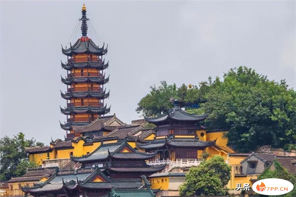 中国十大名寺排行榜：金山寺上榜，第六是伊斯兰教寺庙