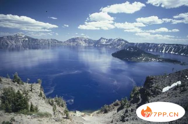 火山口湖 美国俄勒冈州